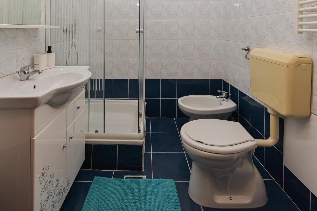 Vilagora Apartman Gyula Exterior photo